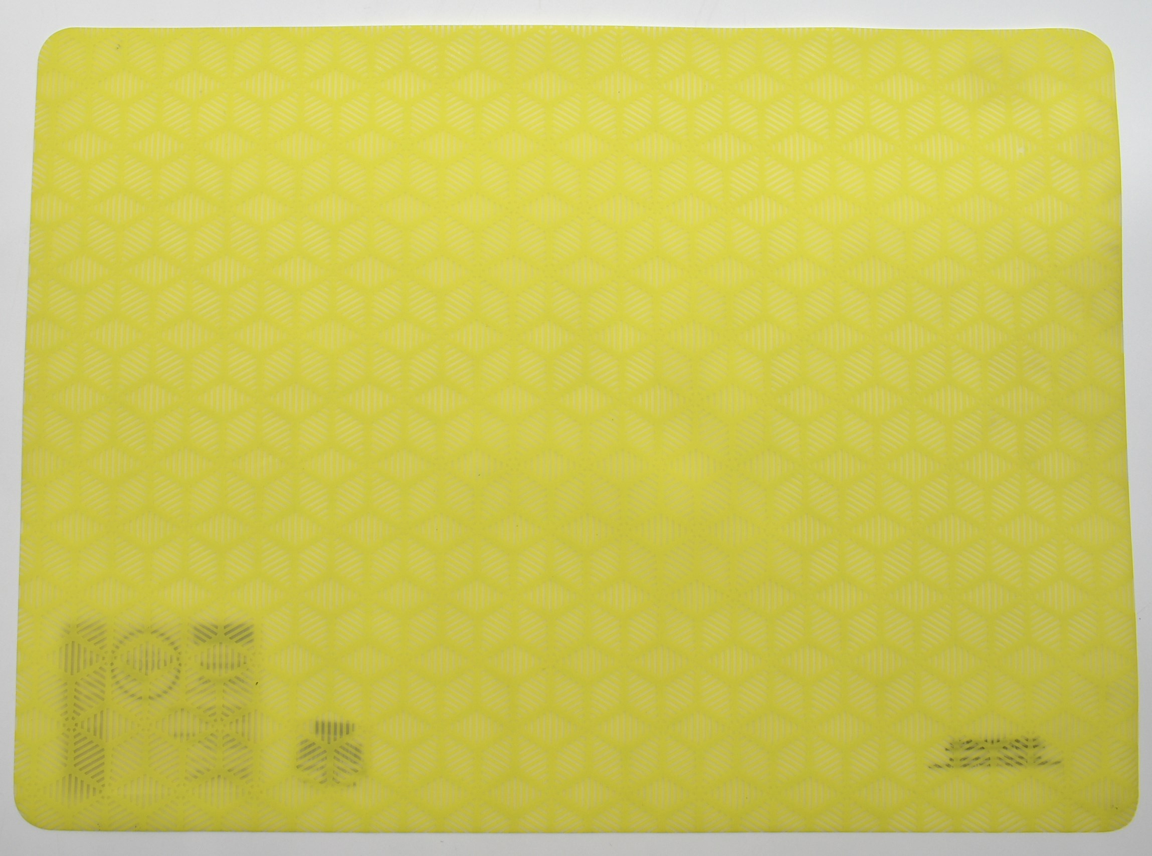 PLACEMAT,  LIME GREEN,  13X18 PVC,  SOFT TOUCH,  ILLUSION
