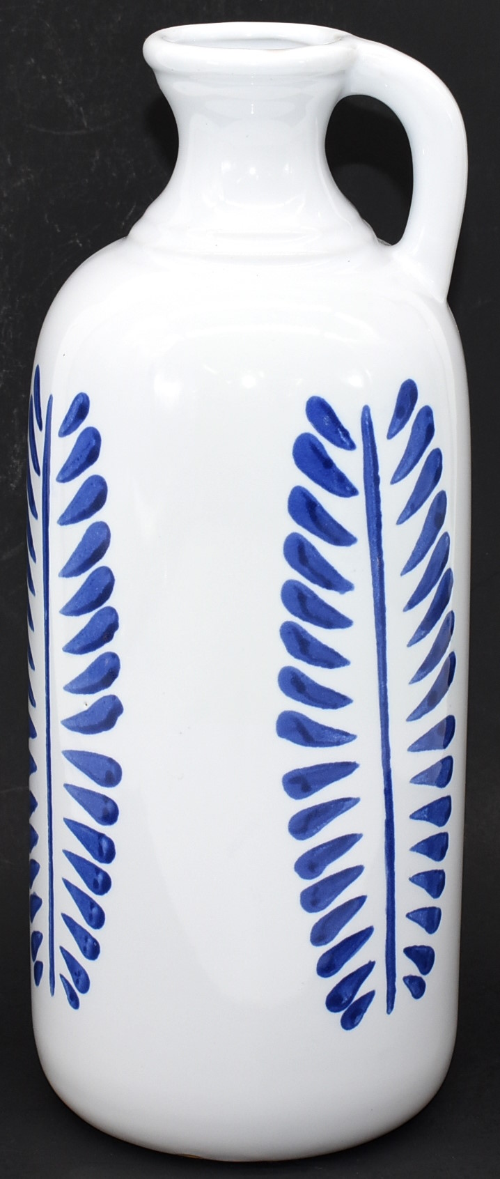 VASE, DECORATIVE, 4X4X11, BLUE AND WHITE, PITCHER VASE, DECORATIVE, 4X4X11, BLUE AND WHITE, PITCHER